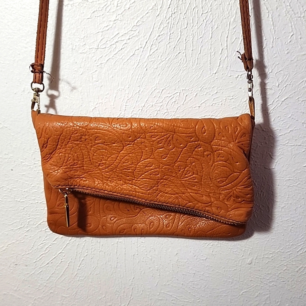 Floral etched fold over crossbody yellow/tan purse